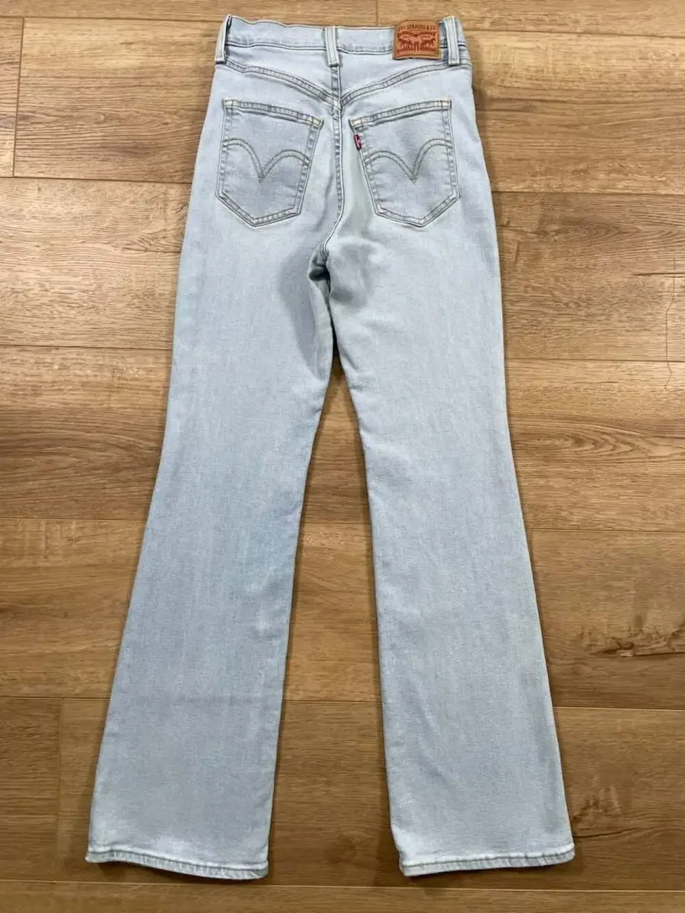 Levis levi’s ribcage